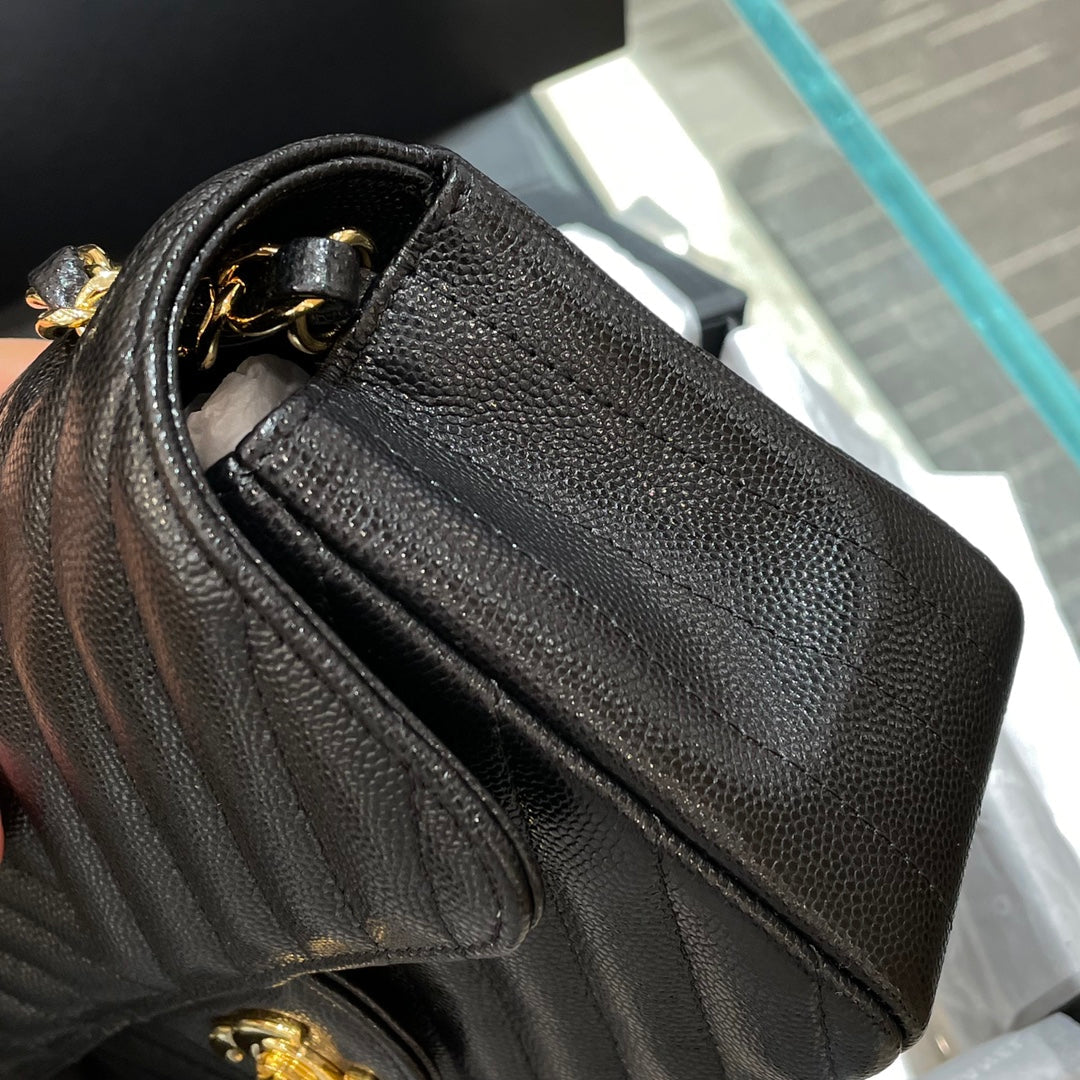 CH MINI CLASSIC HANDBAG 20 Small Grained Calfskin V Pattern Black