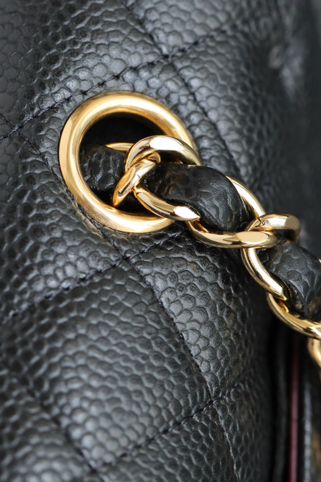 CH SMALL CLASSIC HANDBAG 23 Grained Calfskin Black