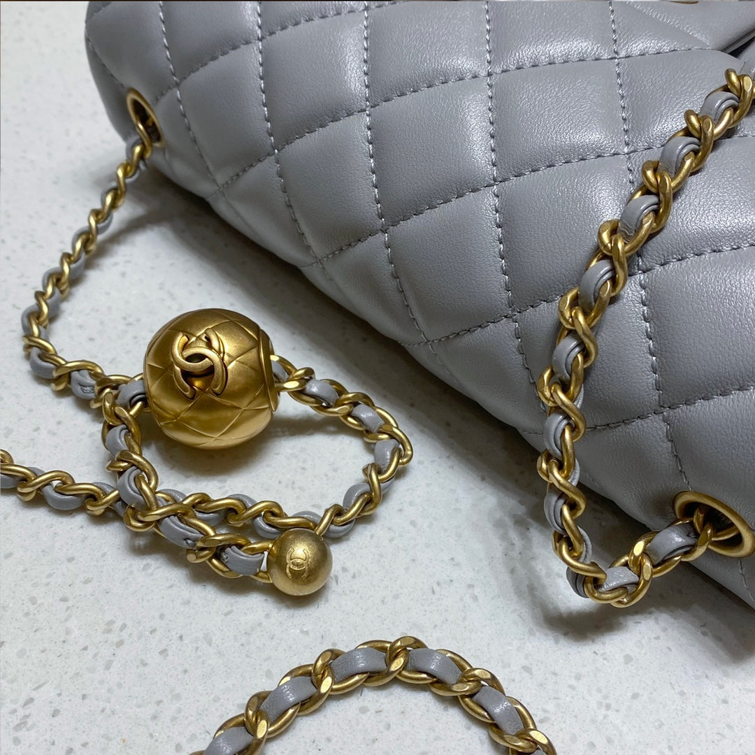 CH CF20 Golden Globe CLASSIC HANDBAG Lambskin Grey