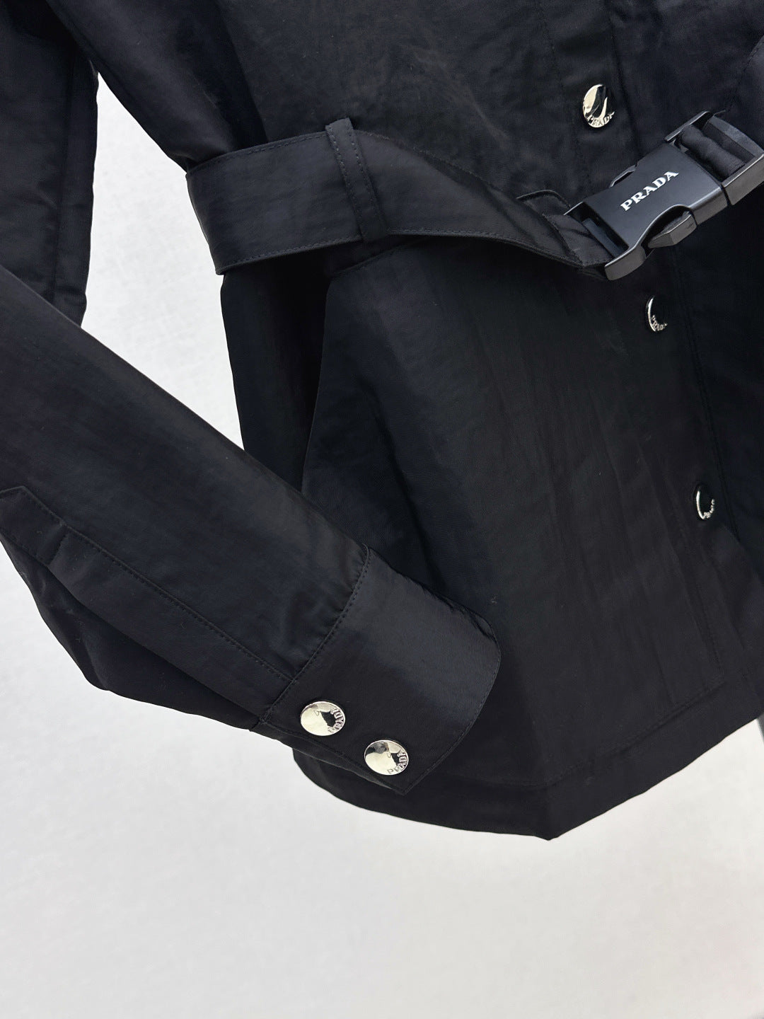 Pra New Shirt-style functional button jacket