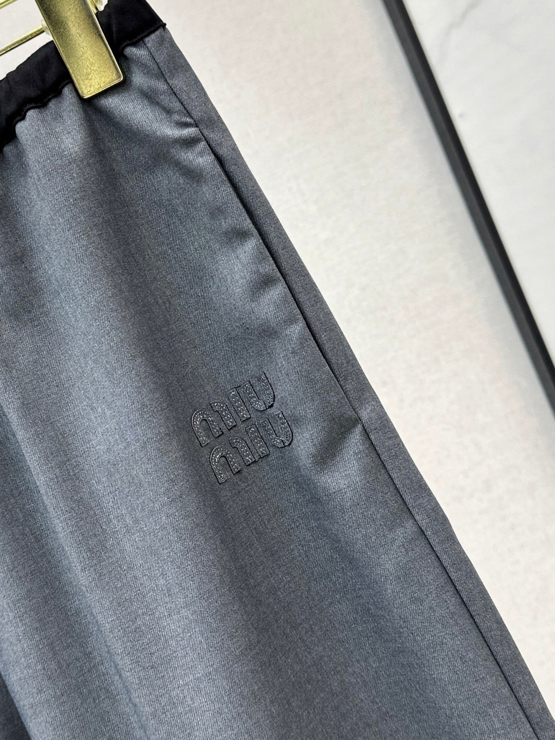 Miu New drawstring straight-leg pants