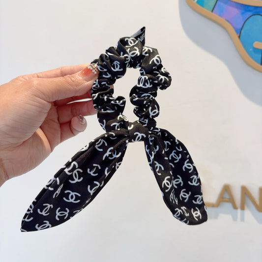 Chan Letter ribbon ponytail hair tie