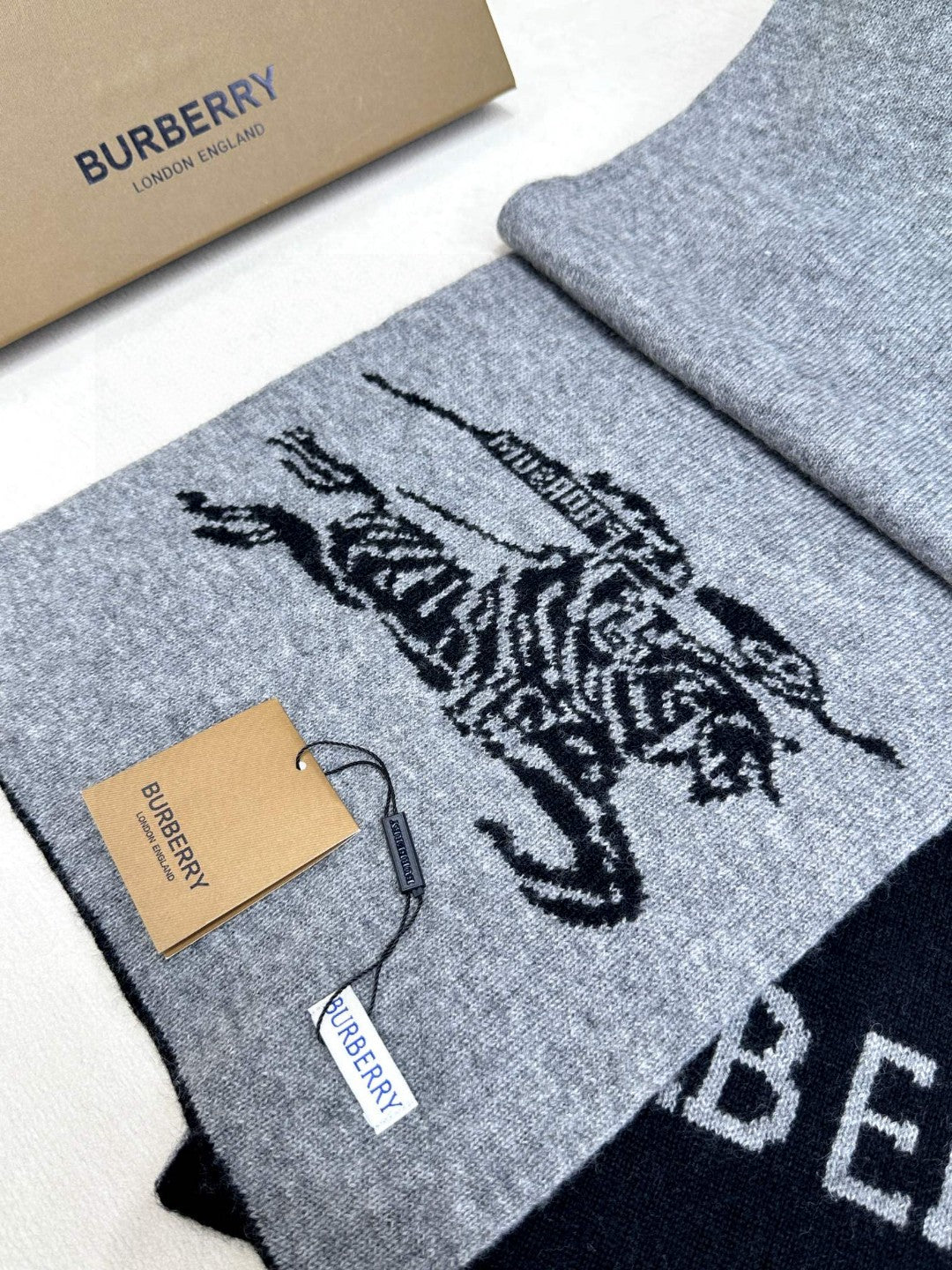 Bur High end knitted patchwork scarf