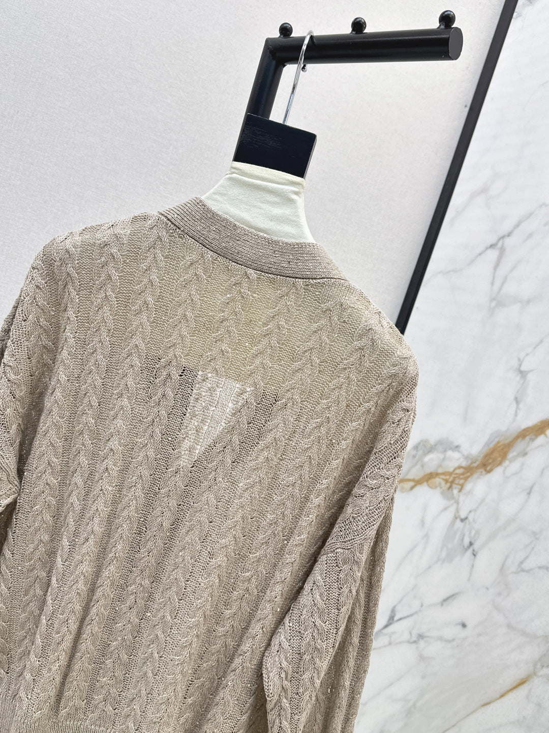 Brune New V-neck cardigan