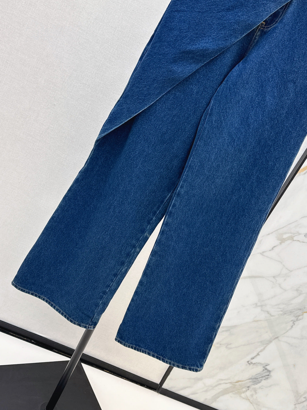 CD New straight jeans