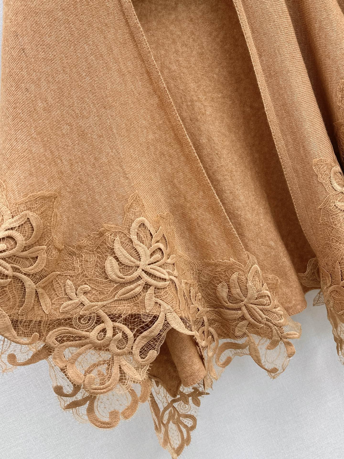 ES NEW Lace knit suit