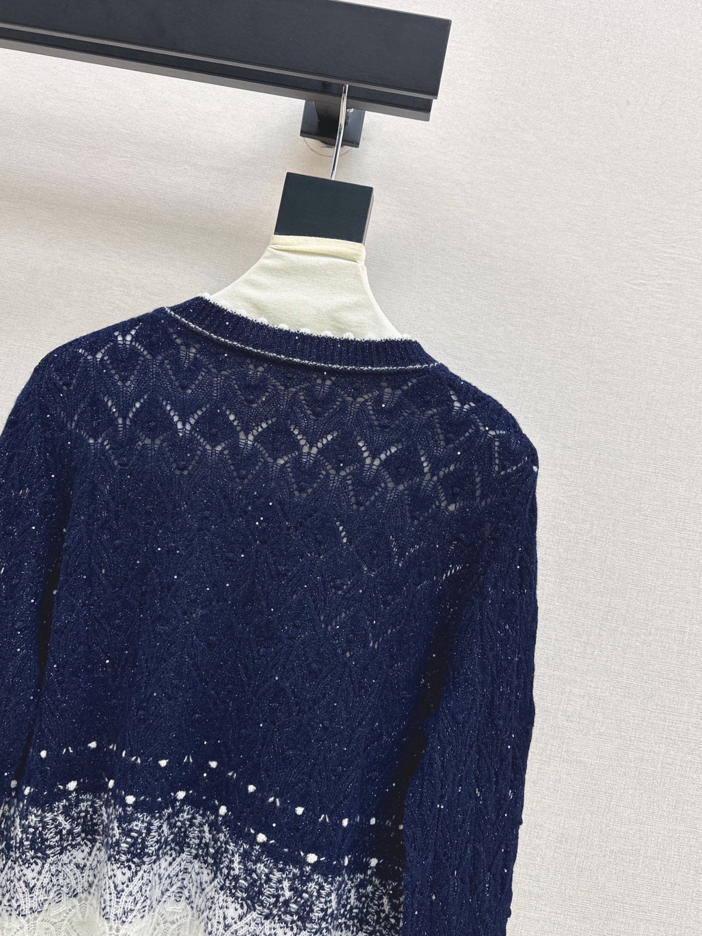 Chan NEW V-neck sweater