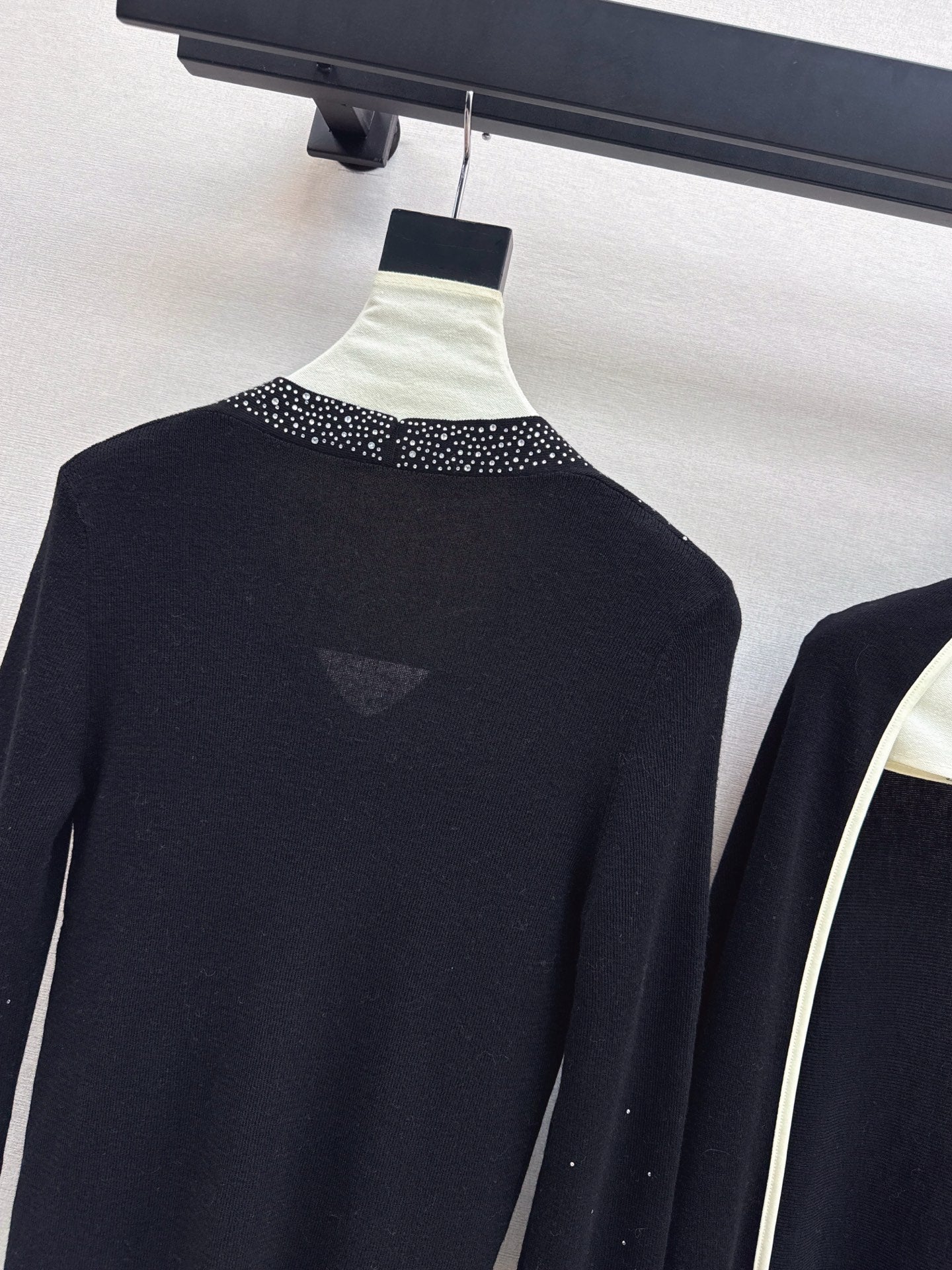 Burne NEW Cape sweatshirt set