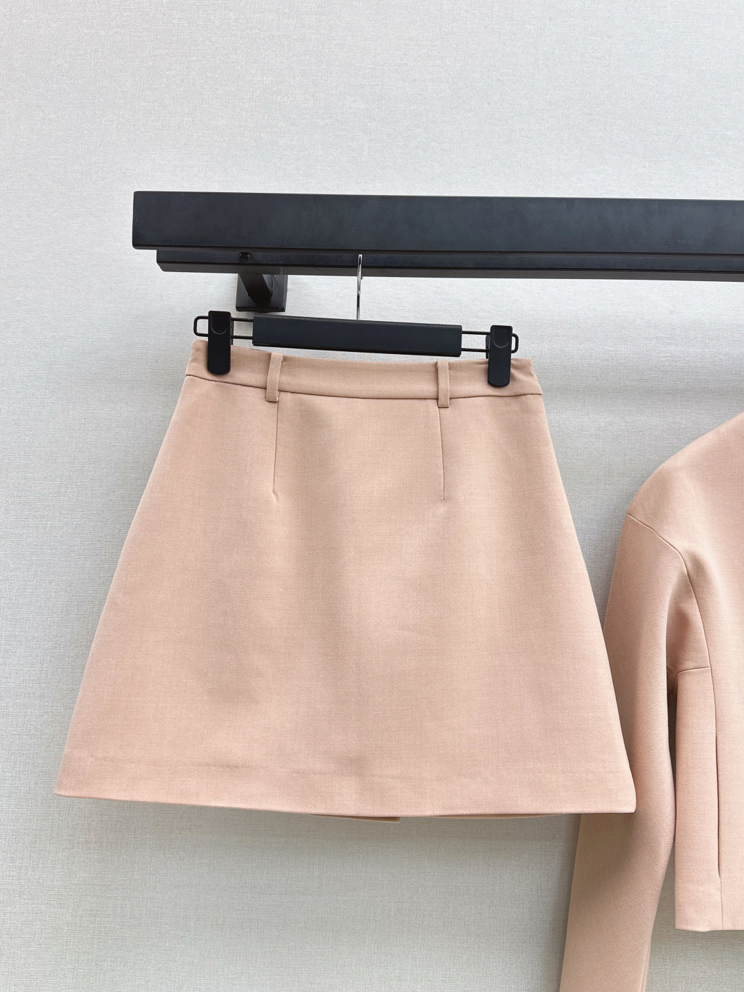 CD NEW Pearl button coat and skirt set