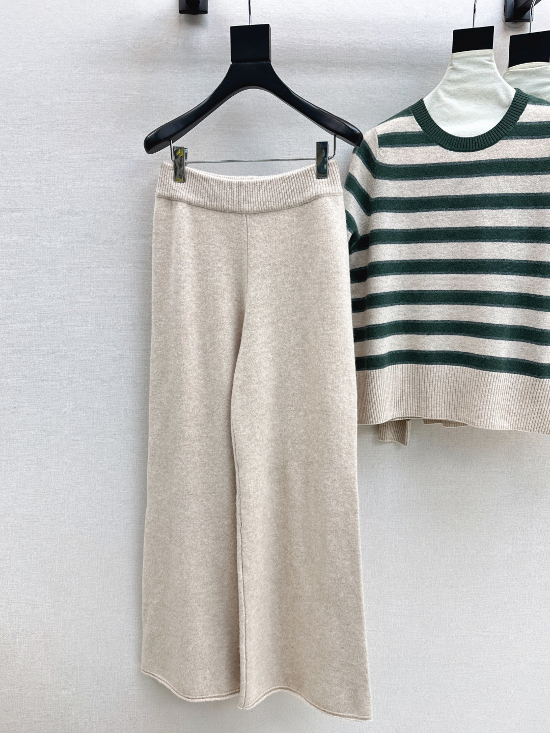 Loro NEW Knitted three-piece set