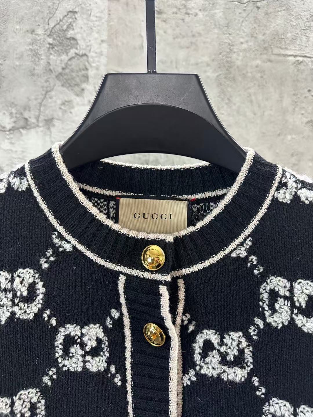 Guc 25fw new cardigan