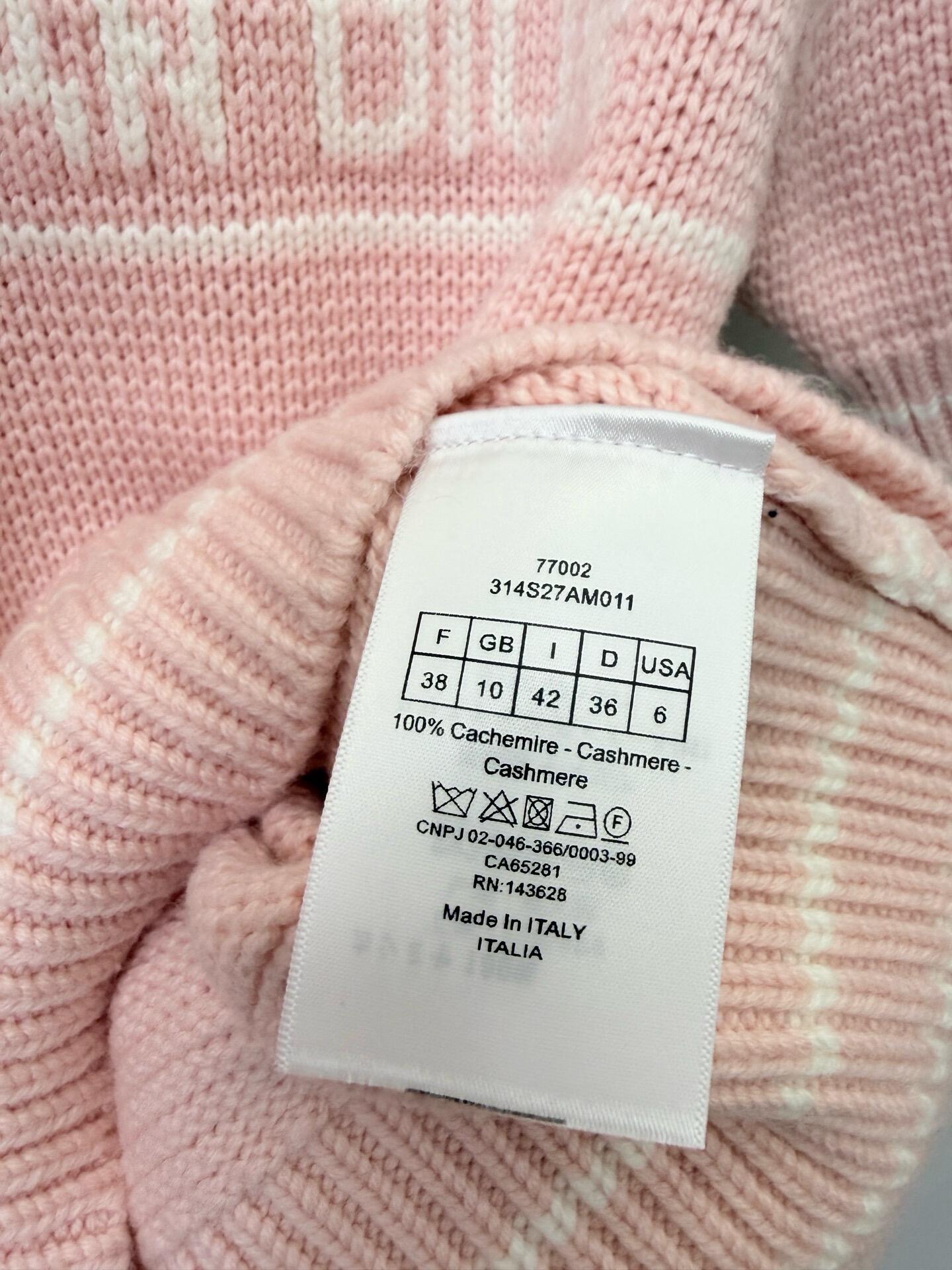 CD NEW love sign cashmere sweater