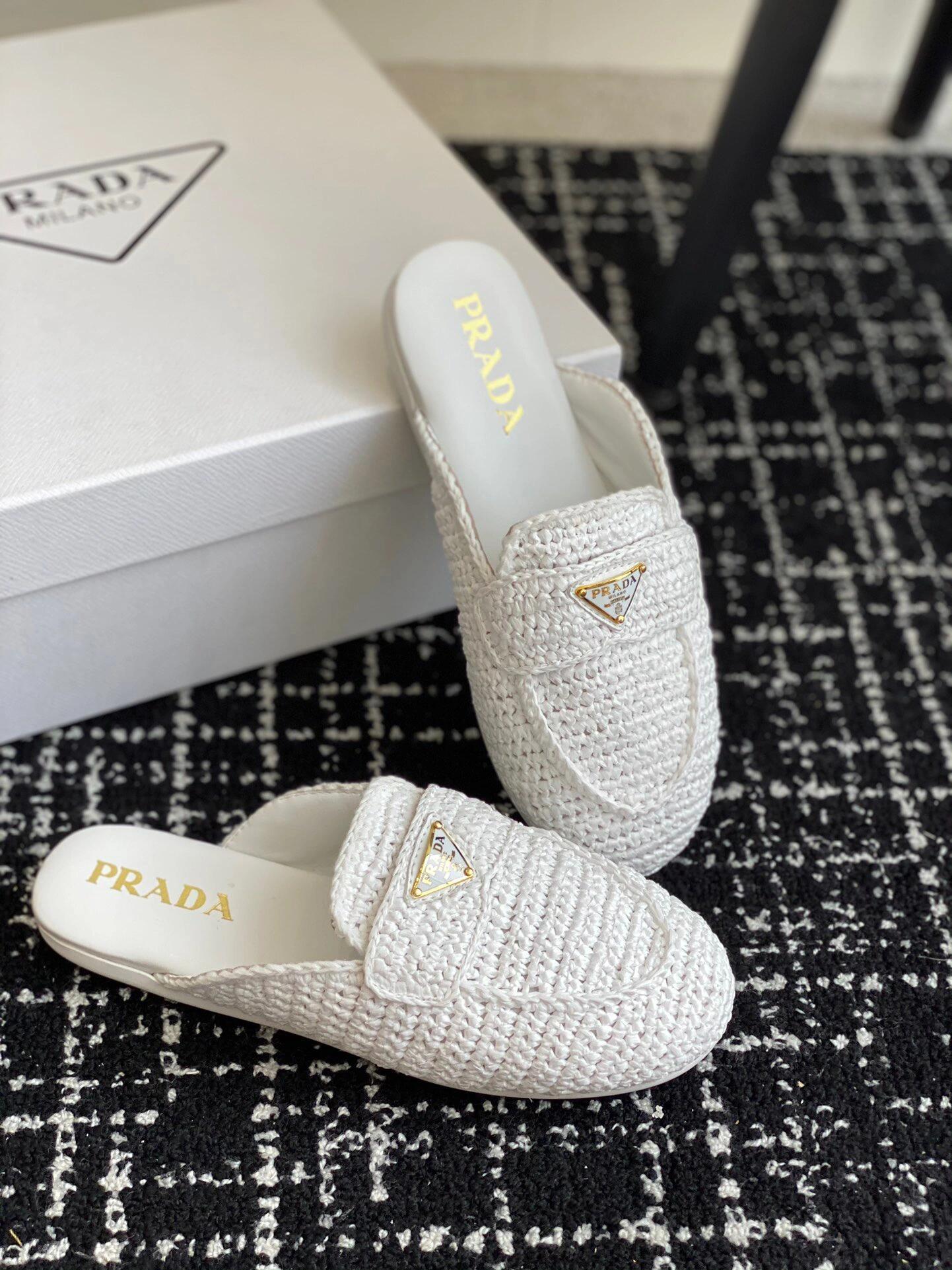 P  woven slippers