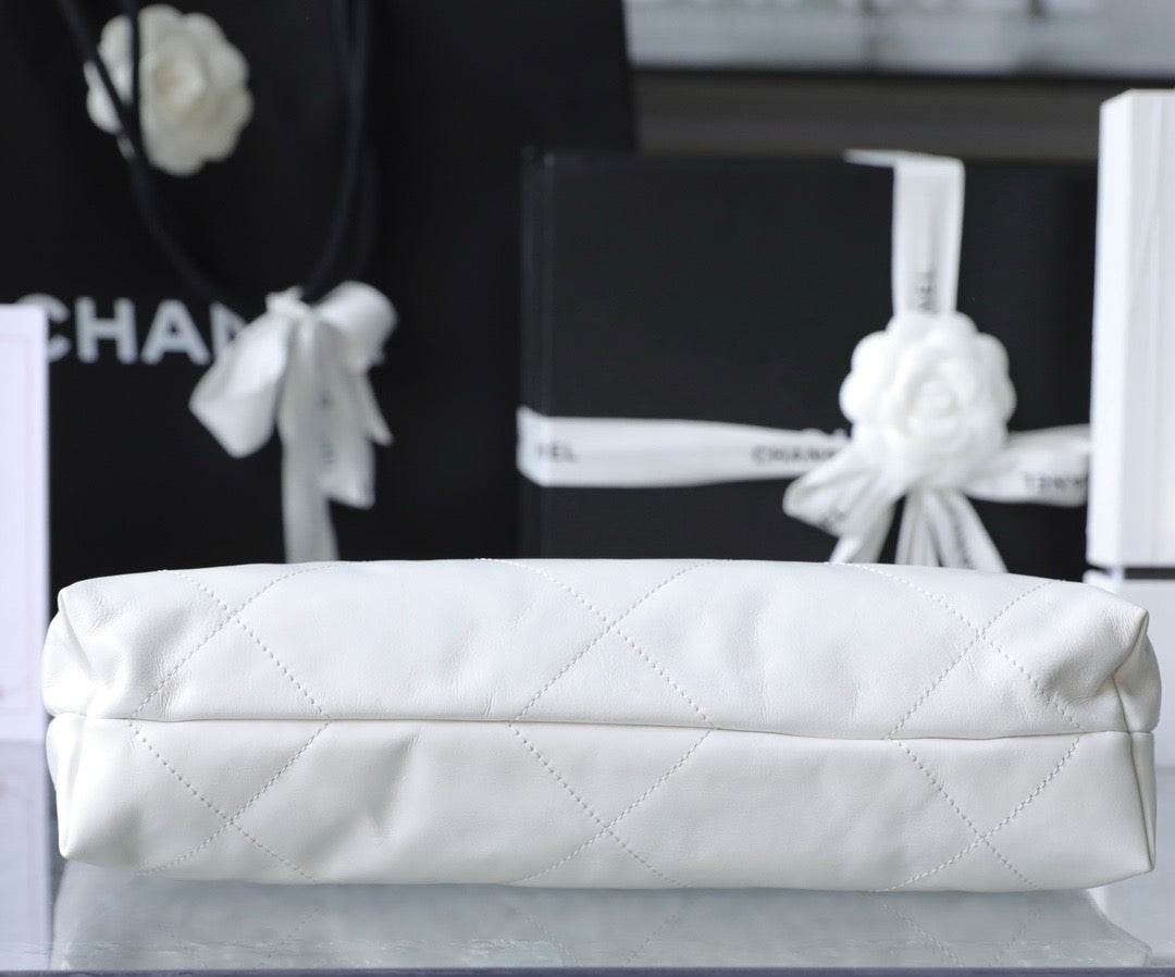 chan 22bag white