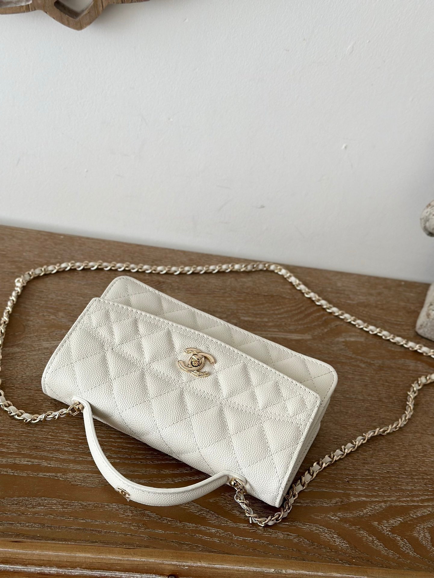 Ch woc shoulder bag