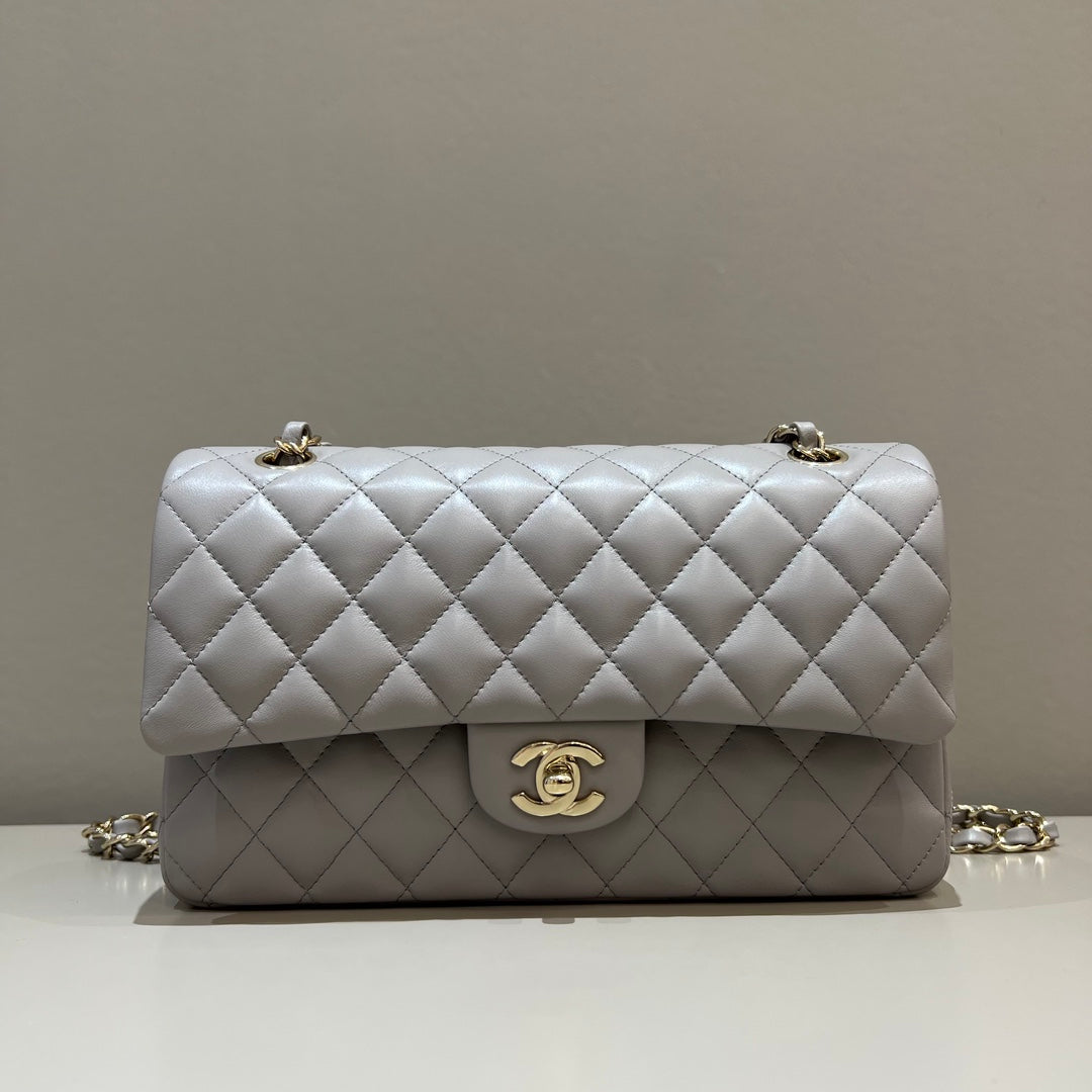CH CLASSIC 11.12 HANDBAG 25.5 Lambskin Dove Gray