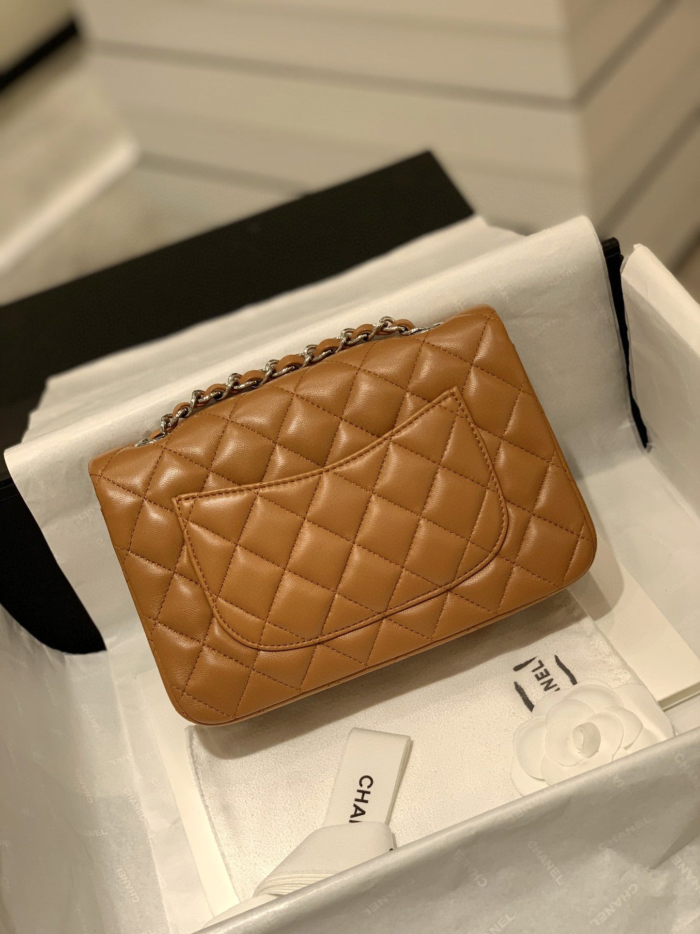 CH  MINI CLASSIC HANDBAG 20 Lambskin Gold Brown