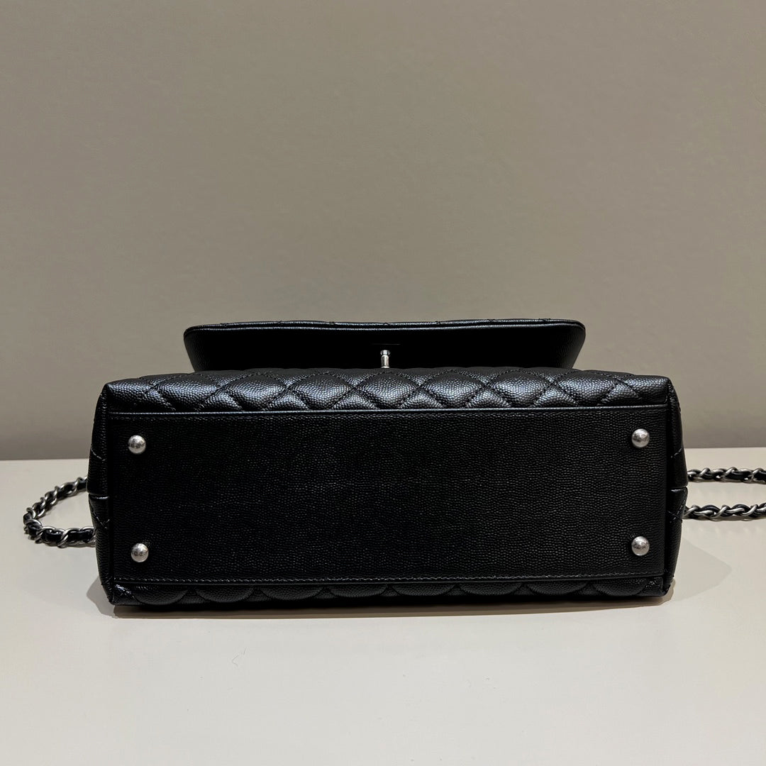 CH LARGE FLAP BAG WITH TOP HANDLE 29  Small Grained Calfskin Black