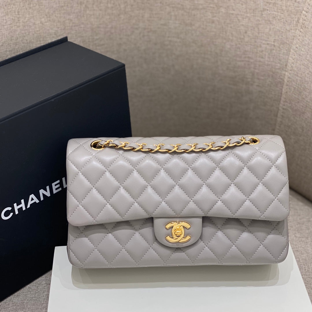 CH CLASSIC 11.12 HANDBAG 25.5 Lambskin Dove Gray