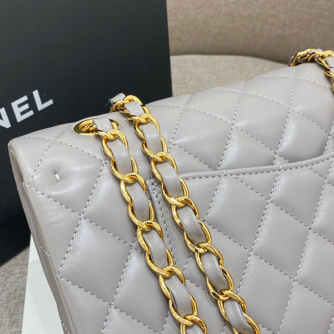 CH CLASSIC 11.12 HANDBAG 25.5 Lambskin Dove Gray