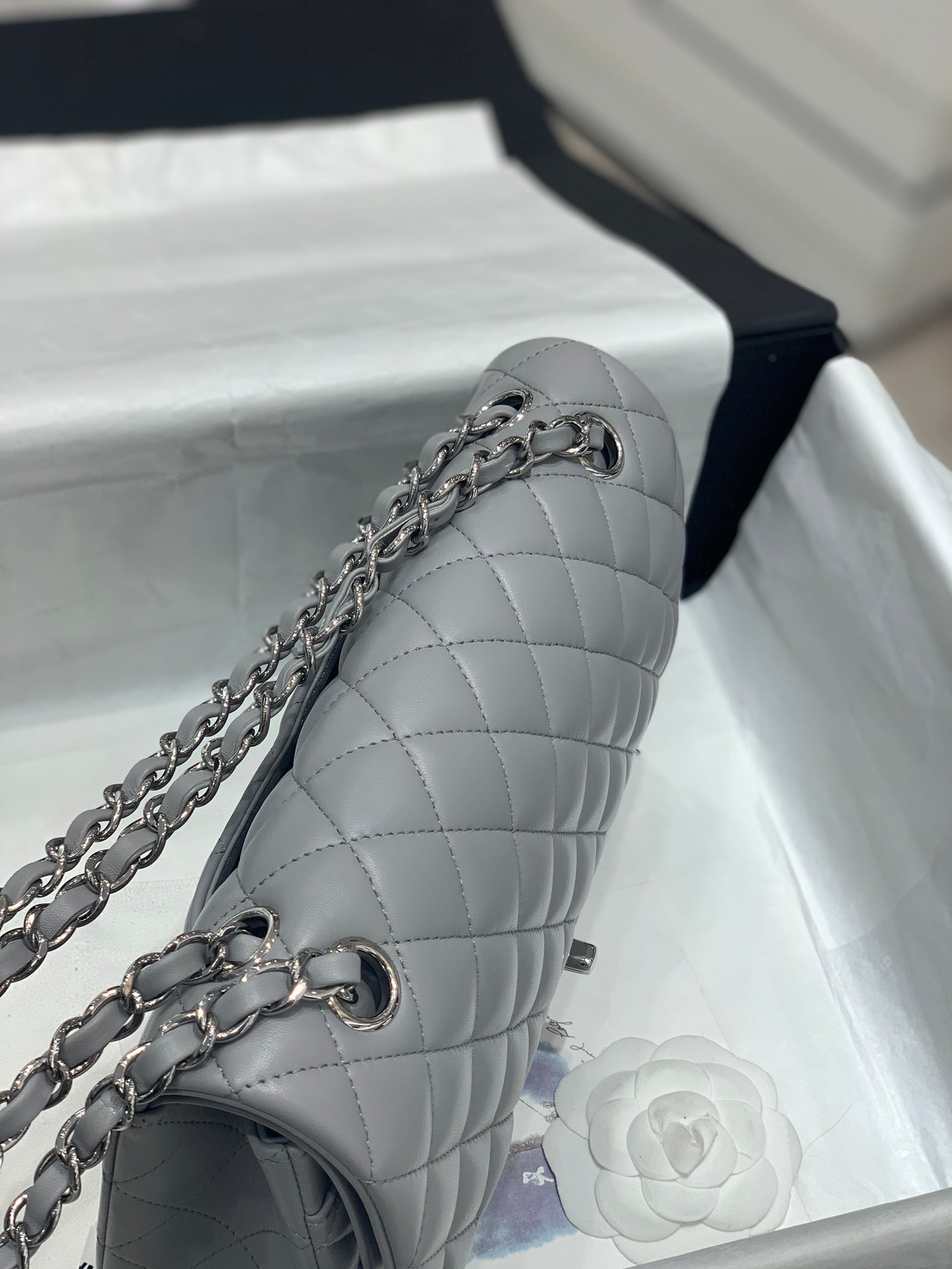 CH CLASSIC 11.12 HANDBAG