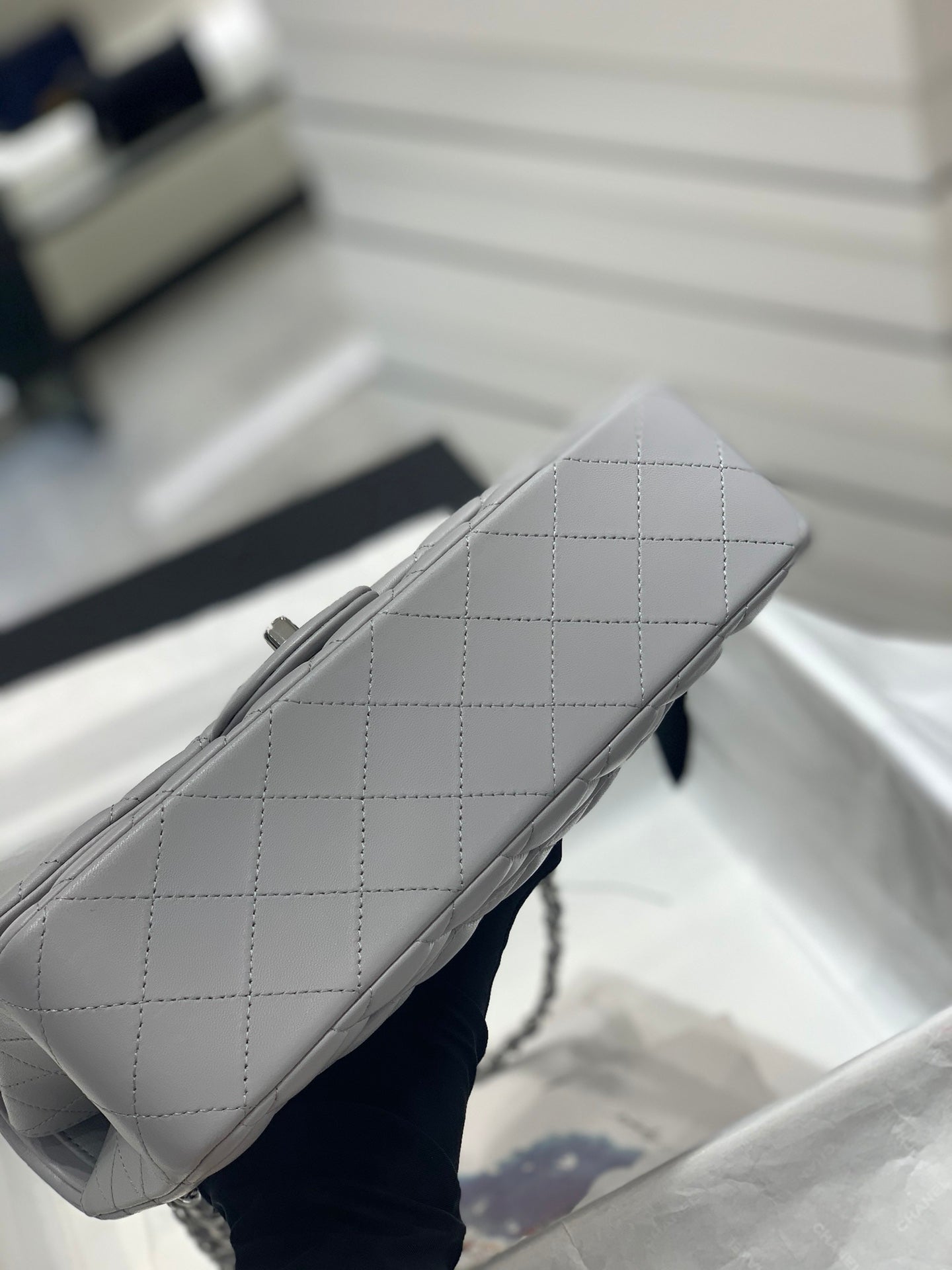 CH CLASSIC 11.12 HANDBAG