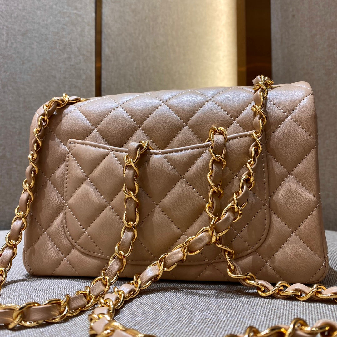 CH  MINI CLASSIC HANDBAG 20 Lambskin Chai (Teas)