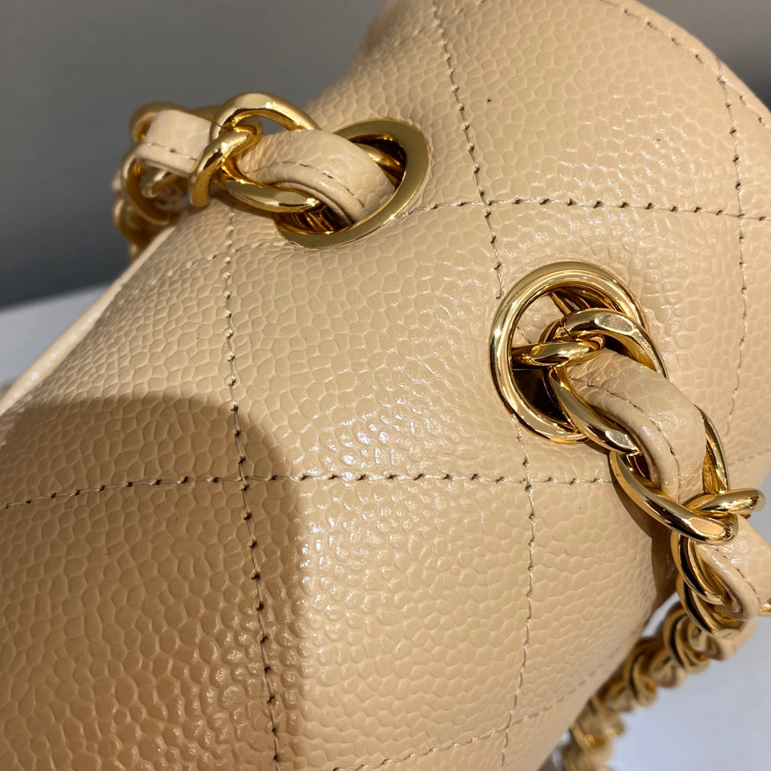 CH LARGE CLASSIC HANDBAG 30 Grained Calfskin Apricot