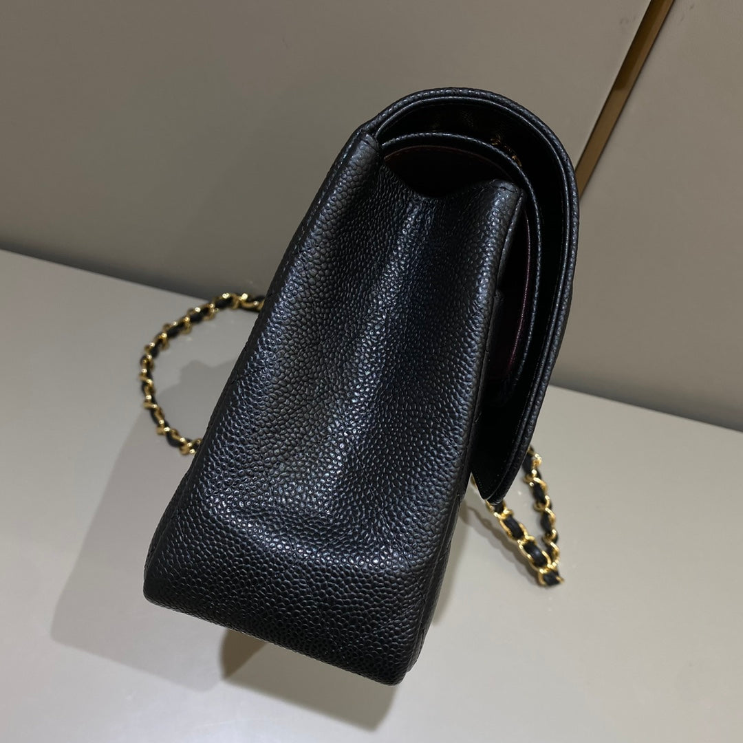 CH  LARGE CLASSIC HANDBAG 30 Grained Calfskin Black