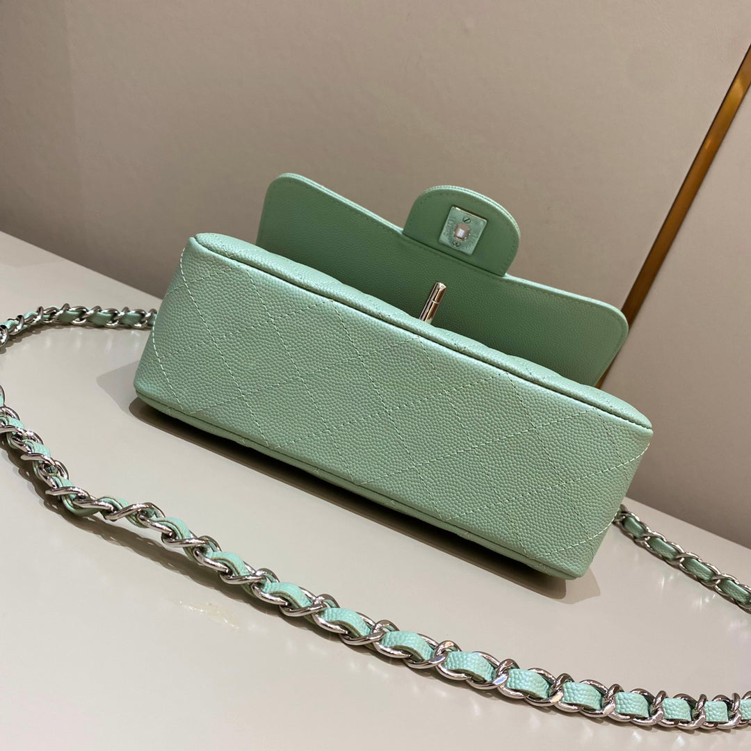 CH MINI CLASSIC HANDBAG 20 Small Grained Calfskin Matcha Green