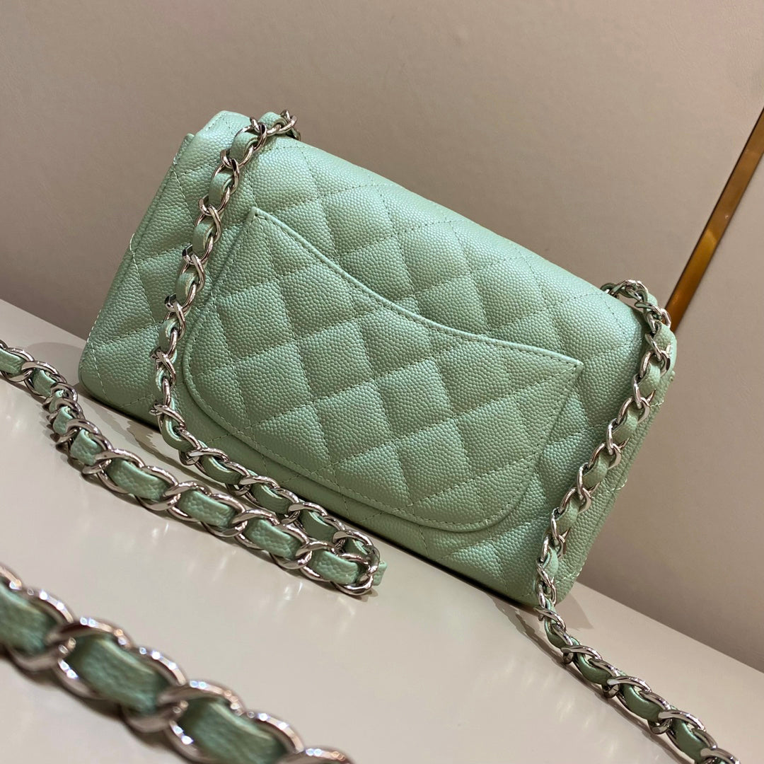 CH MINI CLASSIC HANDBAG 20 Small Grained Calfskin Matcha Green
