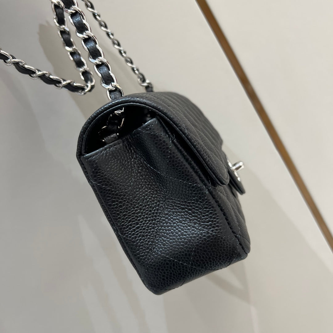 CH MINI CLASSIC HANDBAG 20 Grained Calfskin Black(With Edges)