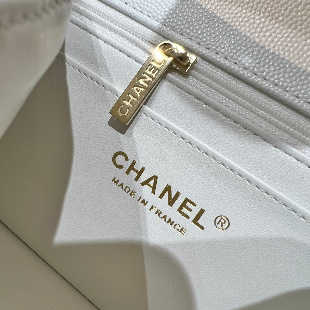 CH MINI CLASSIC HANDBAG 20 Small Grained Calfskin White