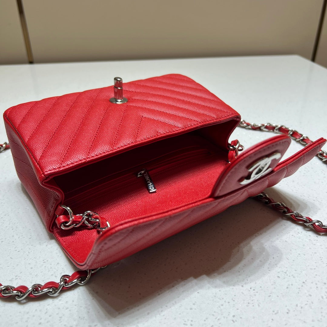 CH MINI CLASSIC HANDBAG 20 Small Grained Calfskin V Pattern Red