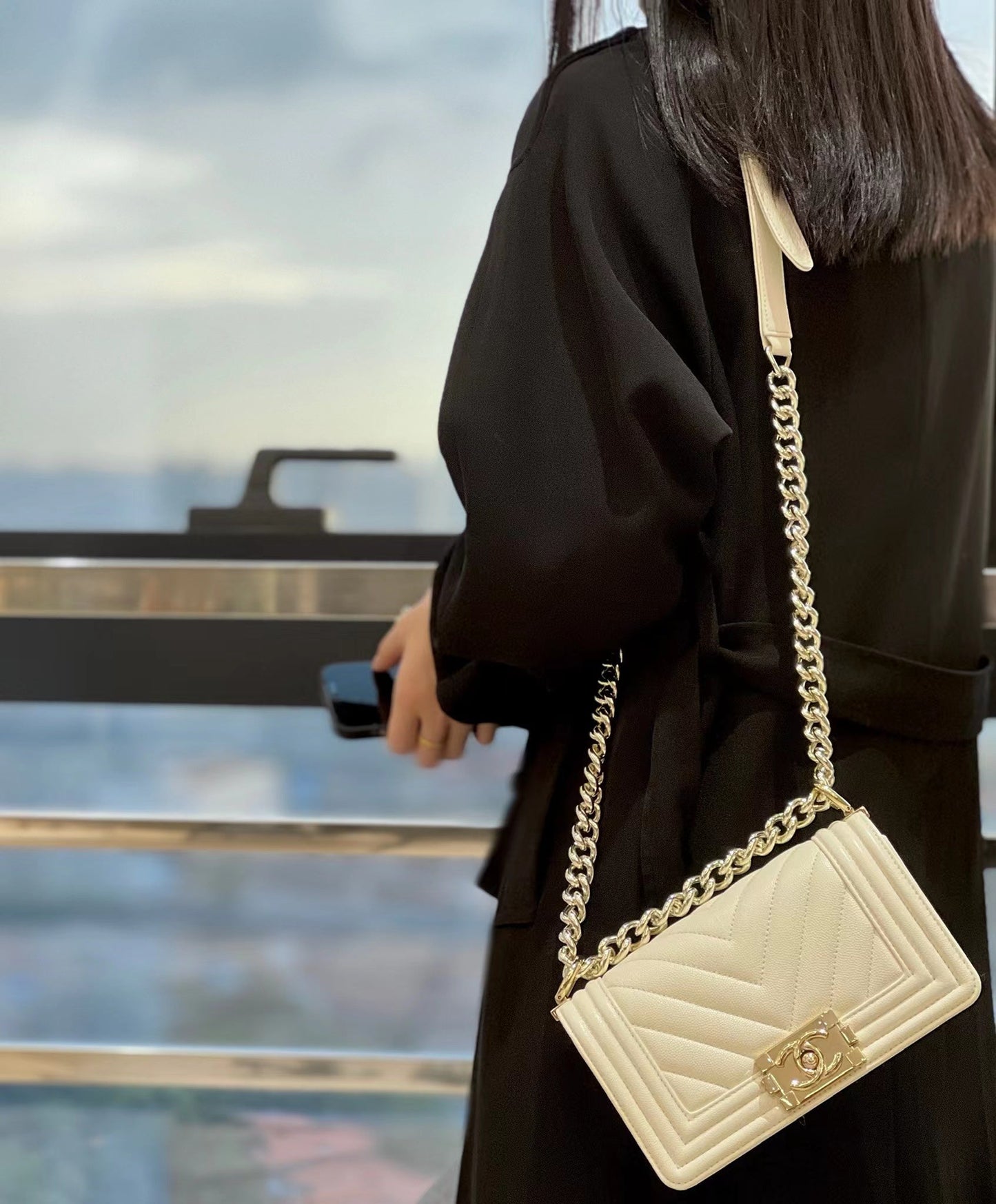 CH SMALL BOY HANDBAG 20 Small Grained Calfskin V Pattern Ivory White