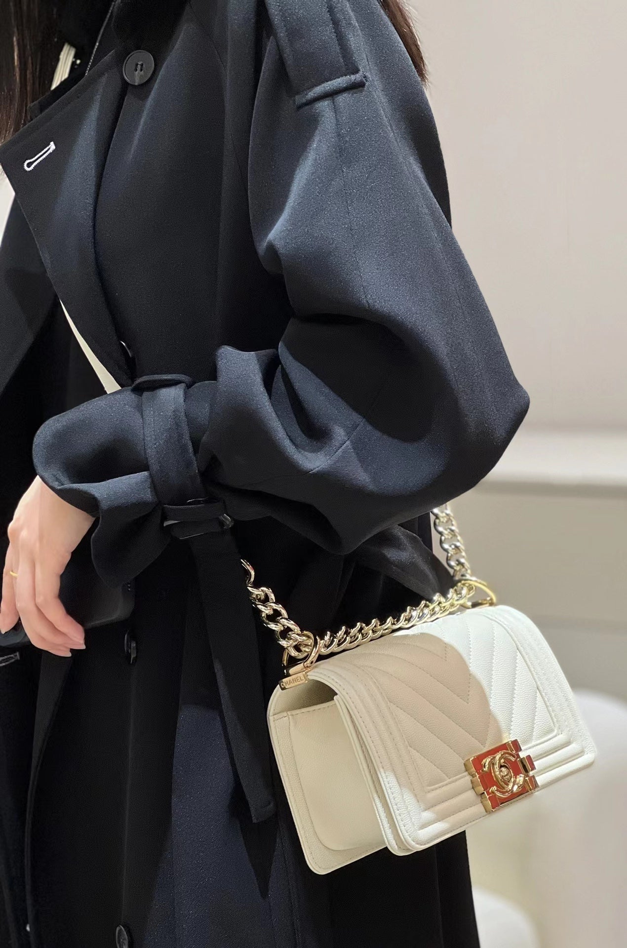 CH SMALL BOY HANDBAG 20 Small Grained Calfskin V Pattern Ivory White