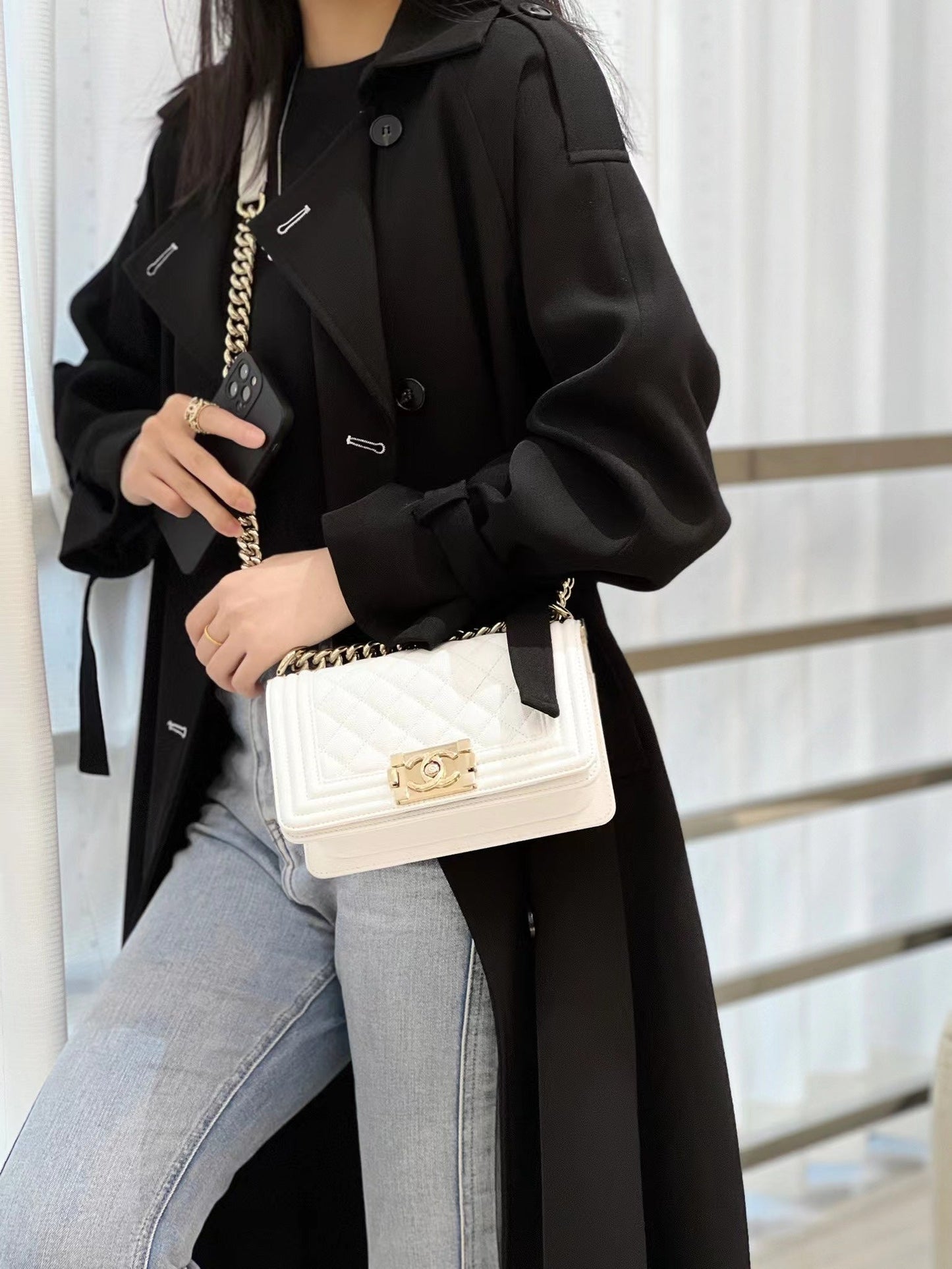 CH SMALL BOY HANDBAG 20 Small Grained Calfskin White