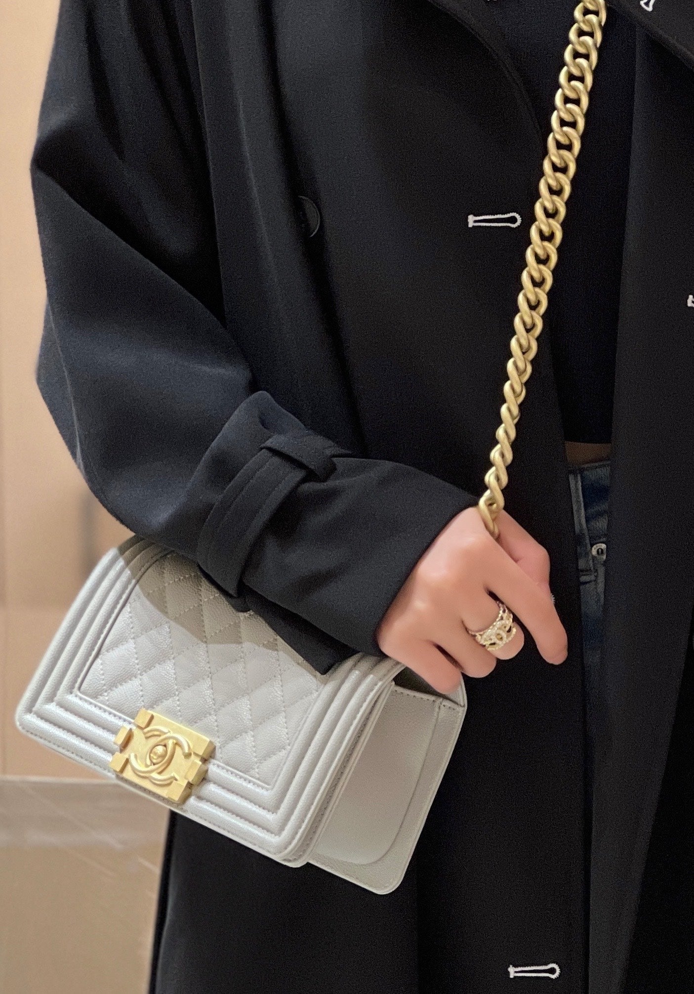 CH SMALL BOY HANDBAG 20 Small Grained Calfskin Elephant Gray