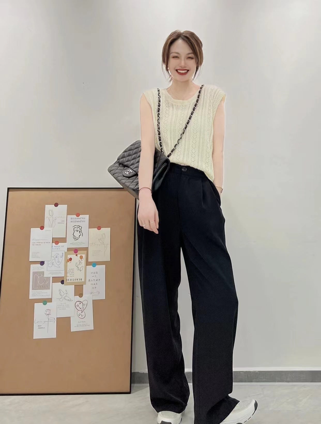 CH  LARGE CLASSIC HANDBAG 30 Lambskin Black