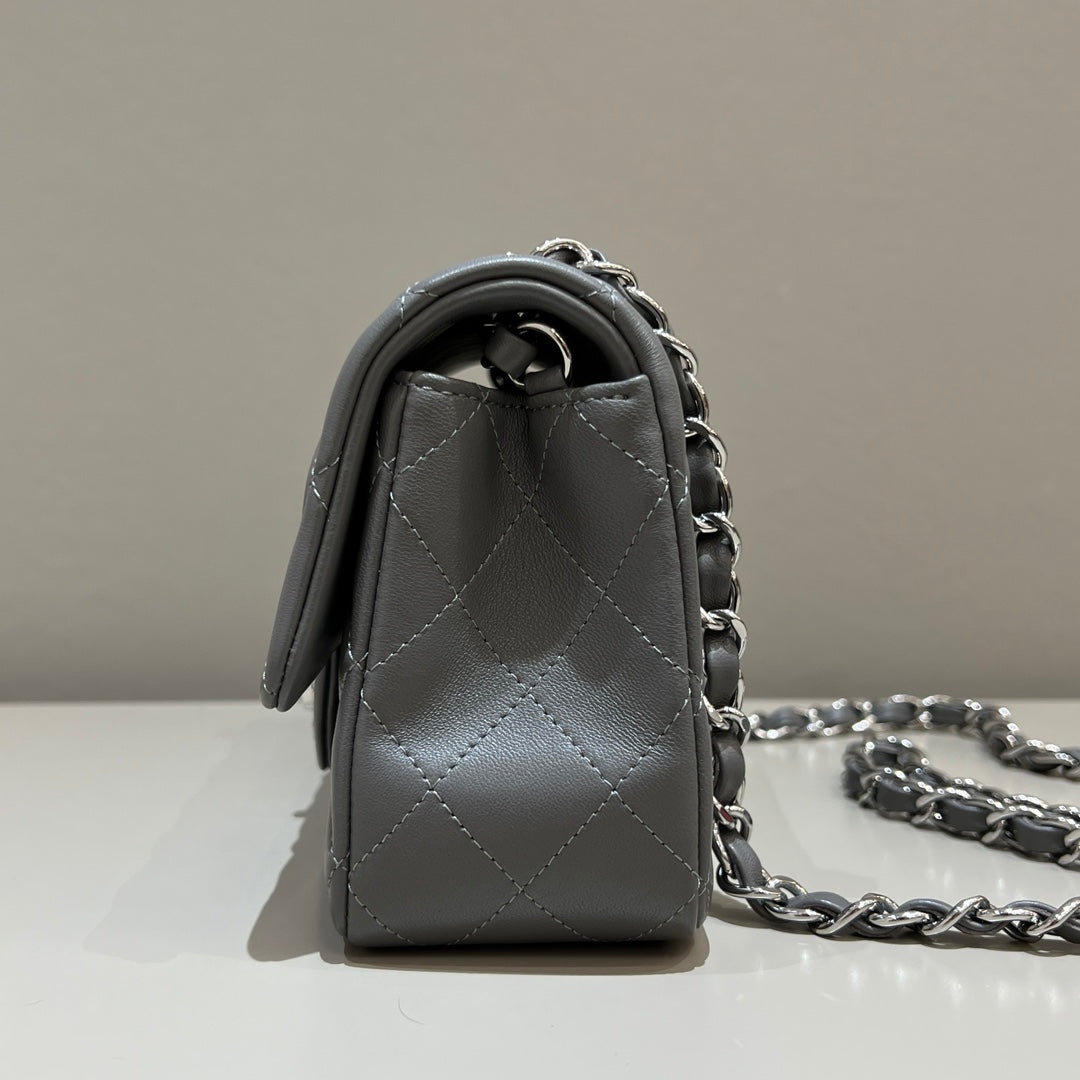 CH MINI CLASSIC HANDBAG 20 Lambskin High-grade Gray
