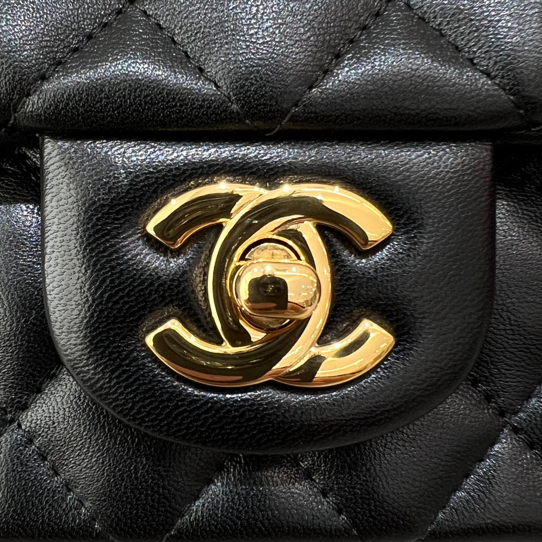 CH MINI CLASSIC HANDBAG 20 Lambskin Black