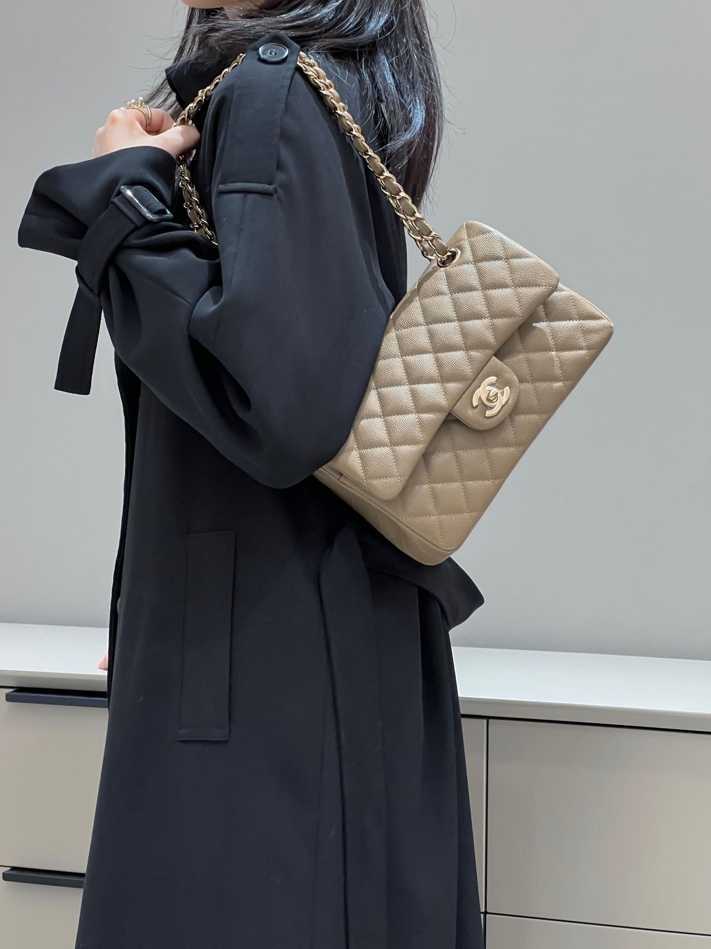 CH SMALL CLASSIC HANDBAG 23 Small Grained Calfskin Chai (Teas)