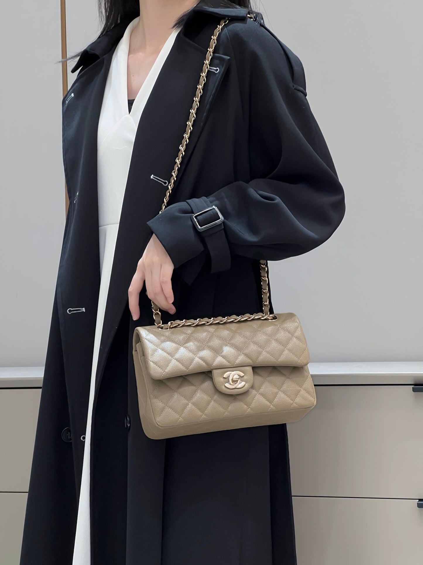 CH SMALL CLASSIC HANDBAG 23 Small Grained Calfskin Chai (Teas)