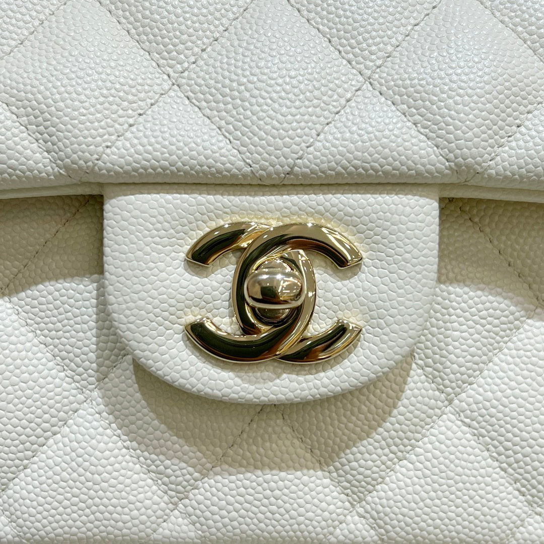 CH  SMALL CLASSIC HANDBAG 23 Small Grained Calfskin Ivory White