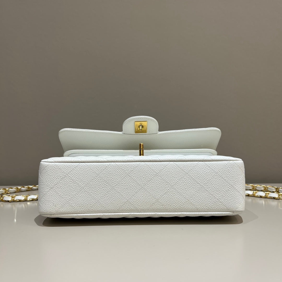 CH CLASSIC 11.12 HANDBAG 25.5 Grained Calfskin White