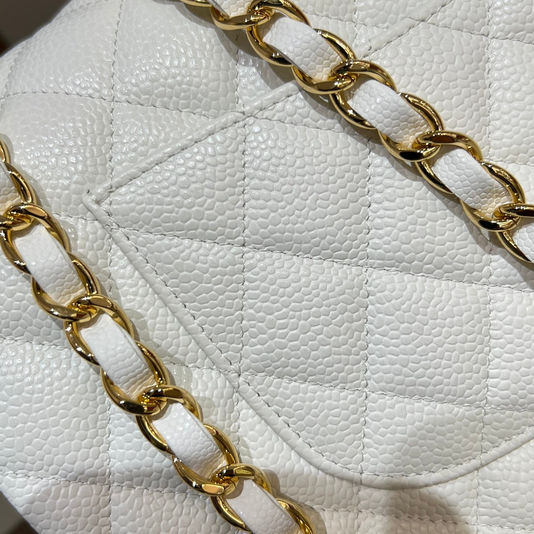 CH CLASSIC 11.12 HANDBAG 25.5 Grained Calfskin White