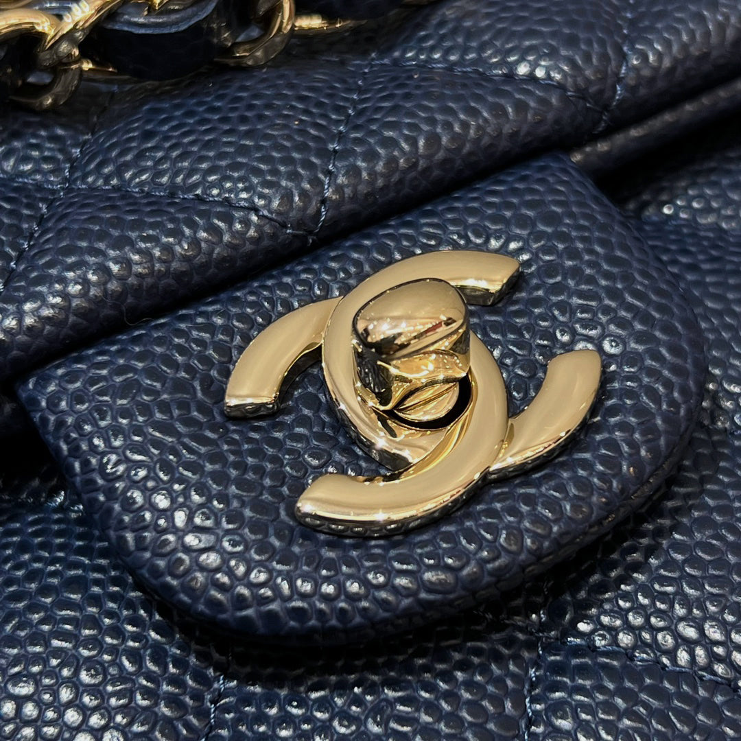 CH  CLASSIC 11.12 HANDBAG 25.5 Grained Calfskin Navy Blue