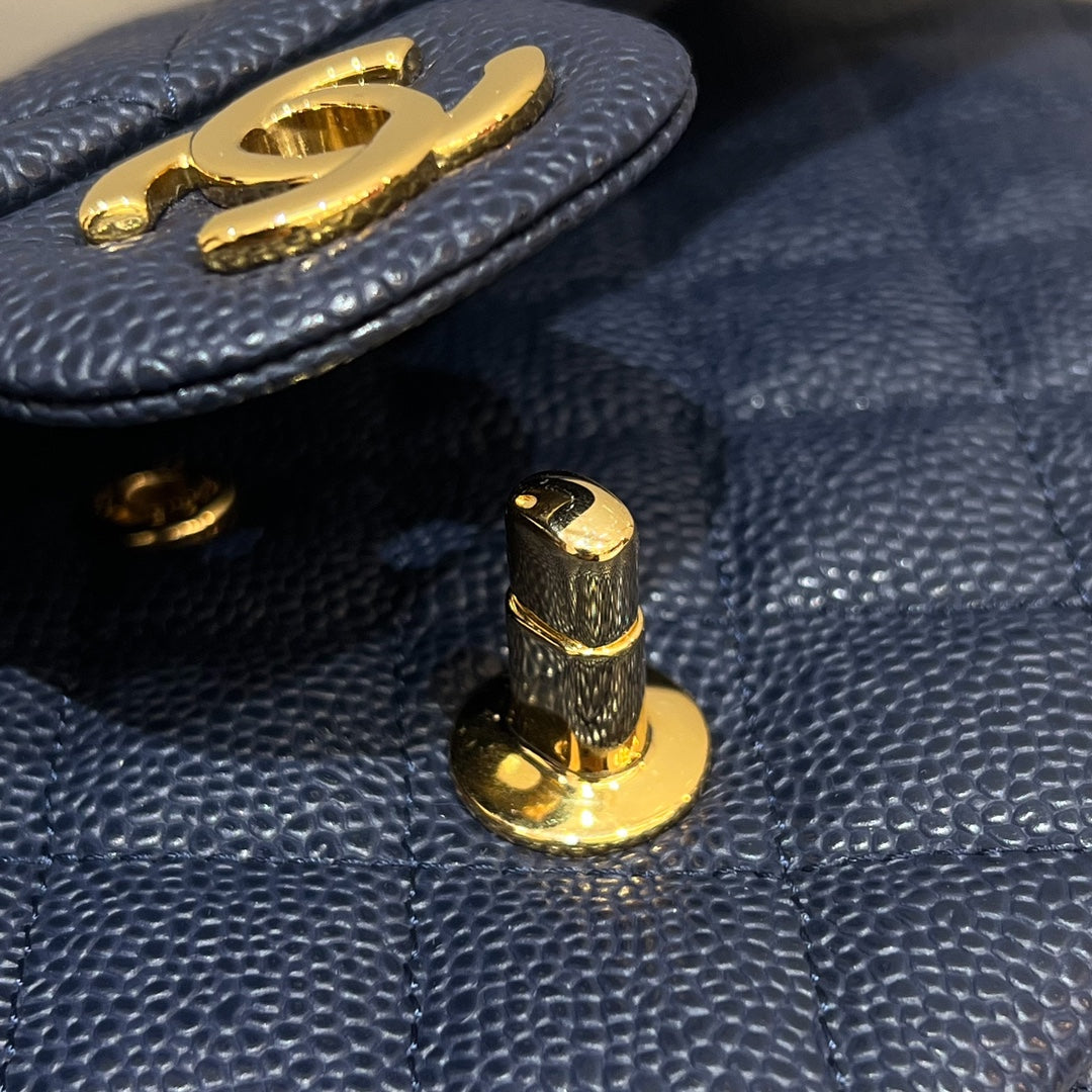 CH  CLASSIC 11.12 HANDBAG 25.5 Grained Calfskin Navy Blue
