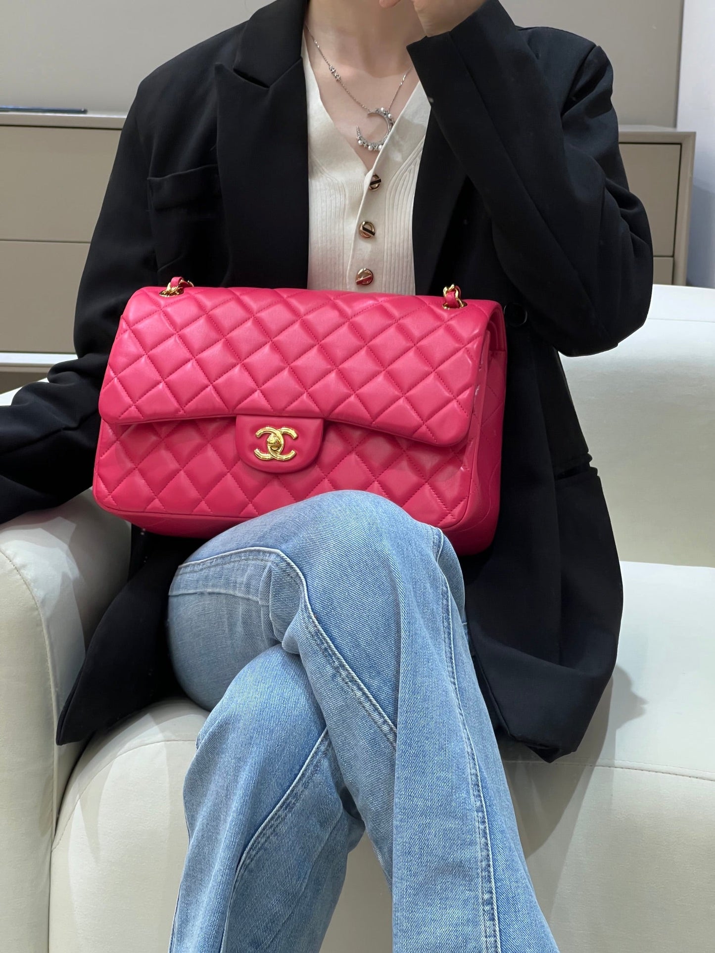 CH  LARGE CLASSIC HANDBAG 30 Lambskin Rose Red