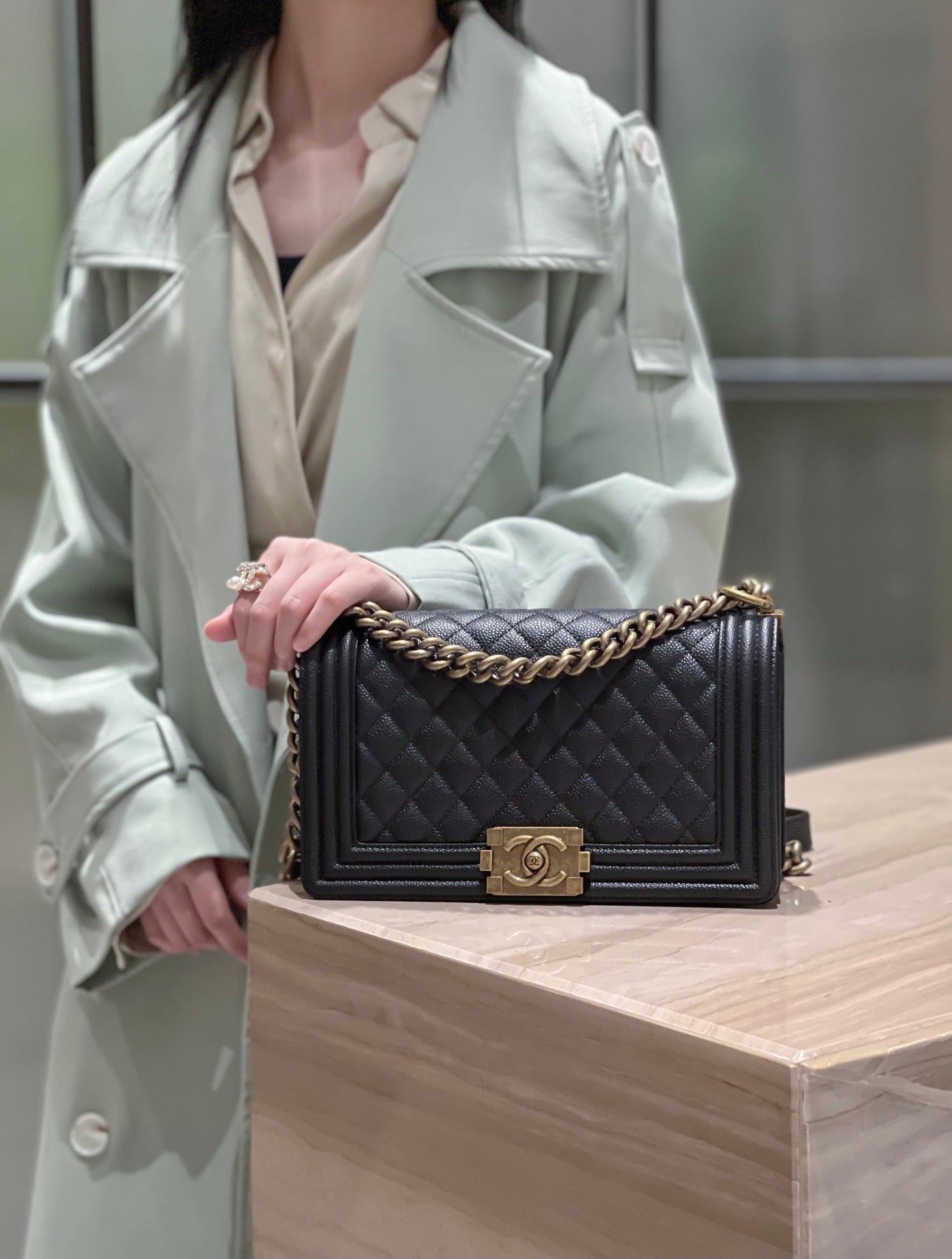 CH BOY HANDBAG 25 Grained Calfskin Black